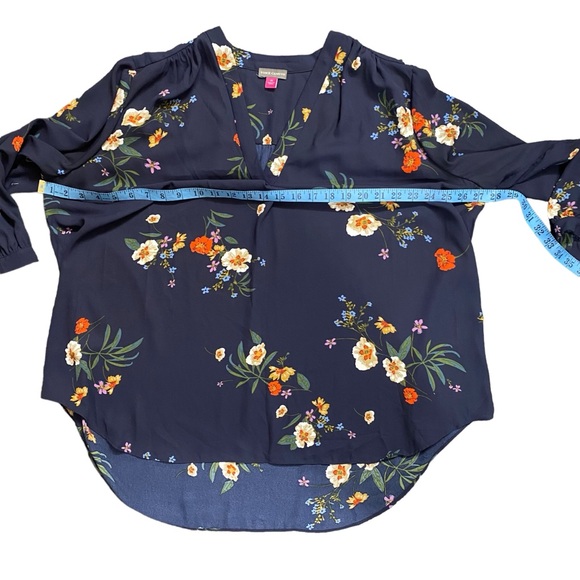 Vince Camuto Womens Blue Floral Top Size 2X Blouse V Neck 3/4 Sleeve Hi Low - Picture 10 of 12